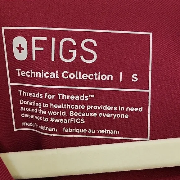 Figs Scrub Top -Small Casma 3 Pocket Maroon Nurse Hospital V-Neck w/ Pants-XS - Picture 6 of 15